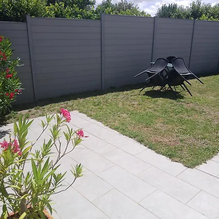 בית נופש Maison Avec Jardin *